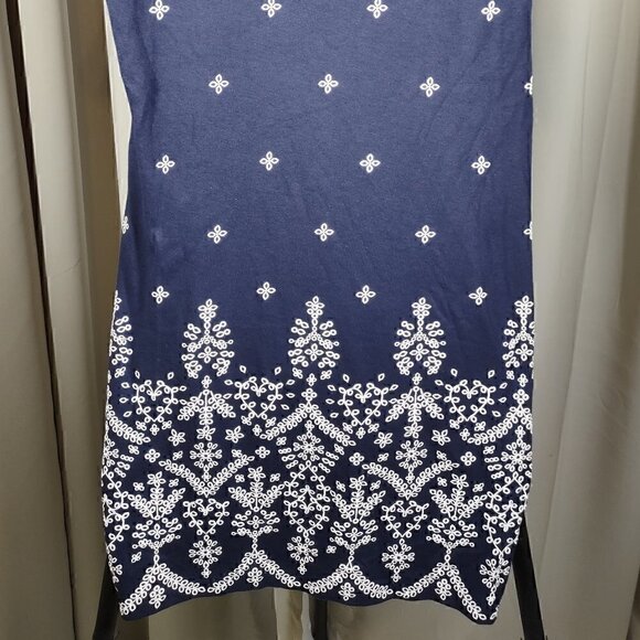 Karen Scott Faux Embroidered Split Neck Dress Size PL - Picture 2 of 8